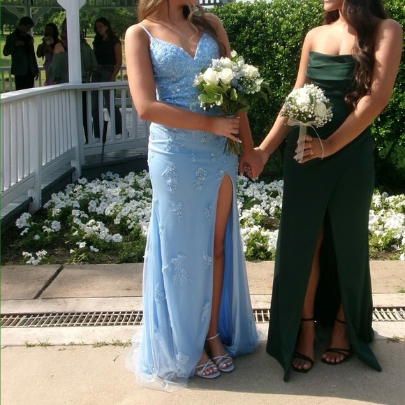 Faviana Sky Blue Embellished Prom Dress - Picture 4 of 4